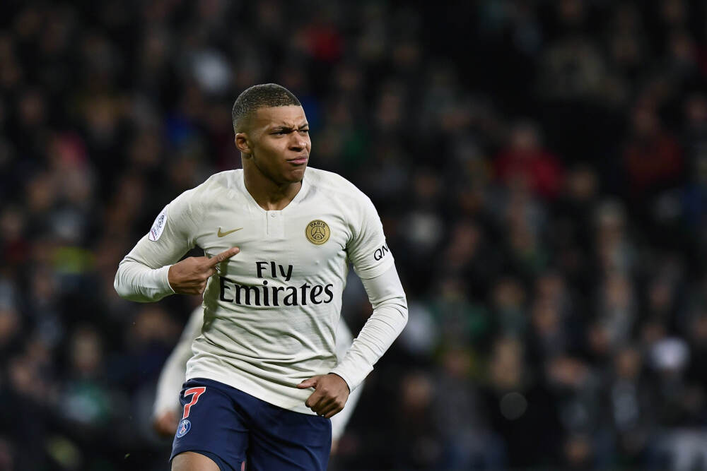 米体：主帅已向齐尔克泽承诺战术地位，可能成为罗马队史最贵引援